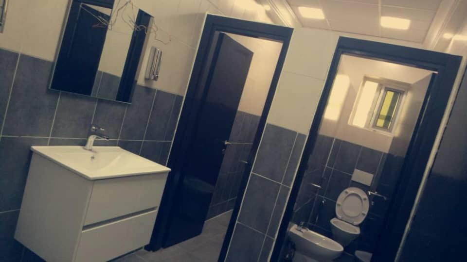 Hotel Univers 3 Aeroport Luxe نيامي المظهر الخارجي الصورة