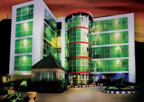 Hotel Univers 3 Aeroport Luxe نيامي المظهر الخارجي الصورة